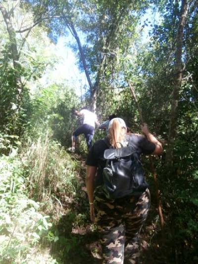 El ascenso a elevaciones de la provincia como la Loma de Mícara, en el Segundo Frente, se encuentran entre las opciones de los campamentos de verano. 
