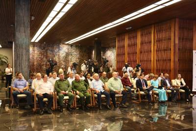 Comparecencia de Miguel Mario Díaz-Canel Bermúdez