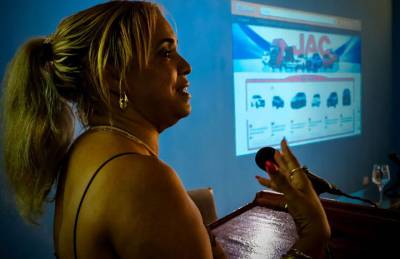 Holguín potencia diálogos económicos e inversionistas