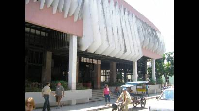 Heladeria Coppelia de Santa Clara