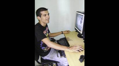 Yasniel Mesa Sabalo autor del videojuego Un pequeño explorador