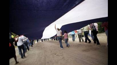 El pueblo hondureño repudia a los golpistas