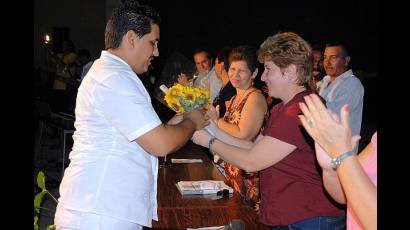 Yusnier Reyes Farrat, graduado universitario más integral del curso 2008-2009 en la Isla de la Juventud