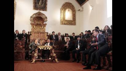 UNASUR en Cumbre extraordinaria