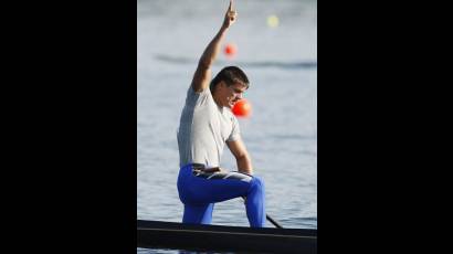 Uzbeco Menkov Vadim, campeón de la canoa a mil metros