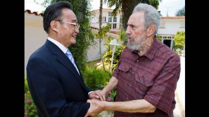 Recibe Fidel al compañero Wu Bangguo