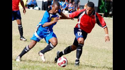 El fútbol cubano pretende regresar a un torneo olímpico