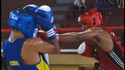 Yampier Hernández venció al vietnamita Hai Van Nguyen