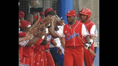 Alfredo Despaigne en el Mundial de Béisbol