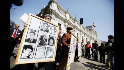 Pueblo chileno rindio homenaje a Salvador Allende