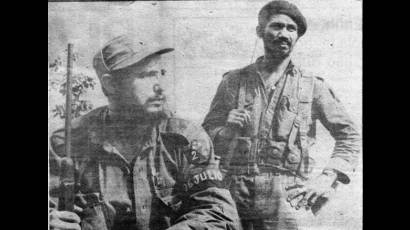 Juan Almeida y Fidel en la Sierra Maestra