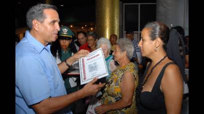 Reconocimiento a cederistas