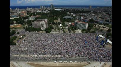 Más de un millón de cubanos en concierto de Paz Sin Fronteras en La Habana