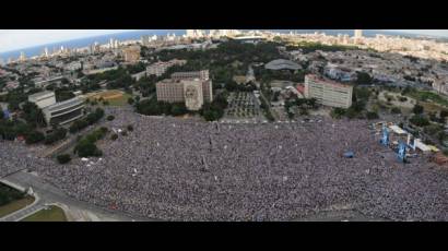 Más de un millón de cubanos en concierto de Paz Sin Fronteras en La Habana