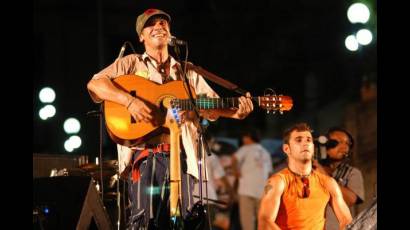 Cantante Manu Chao en Concierto Homenaje al Che Guevara