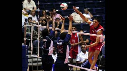 Equipo cubano de voleibol masculino vence a República Dominicana en torneo NORCECA