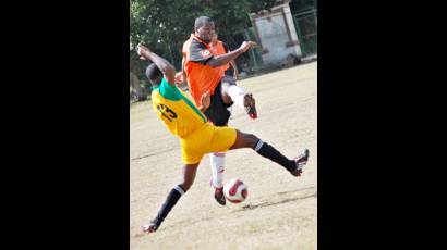 Villa Clara frenó a La Habana y manda en el grupo B del Campeonato Nacional del fútbol 