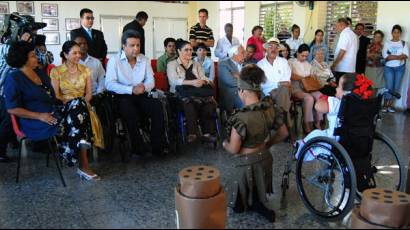 Admira Vicepresidente ecuatoriano atención de Cuba a la discapacidad