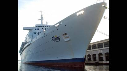 En La Habana, Bote japonés por la Paz