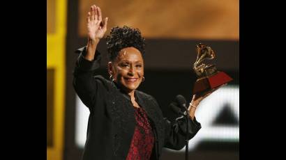 Omara Portuondo gana Grammy Latino