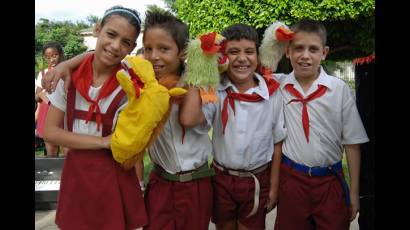 Comenzó la Jornada por el Día del Educador