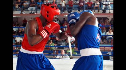 Torneo de boxeo por el fin de año