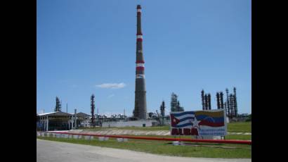 Refinería Camilo Cienfuegos
