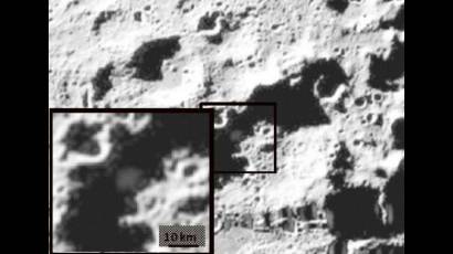 Agua en la Luna