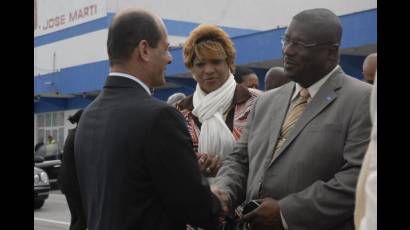 Stephenson King, Primer Ministro de Santa Lucía, finalizó este domingo su visita a Cuba