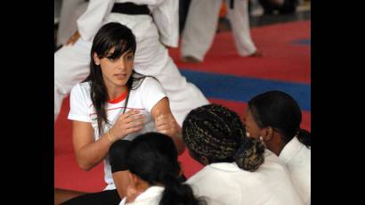 Karateca española Carmen Vicente Cabañas de visita en Cuba