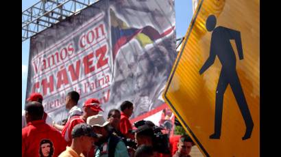 Alegre mayoría chavista toma Caracas