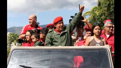 Encabezó Chávez marcha del Día de la Dignidad