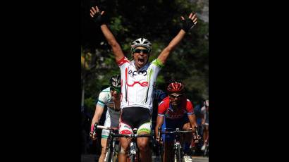 Jaime Castañeda ganador de la segunda etapa de la Vuelta Ciclística a Cuba