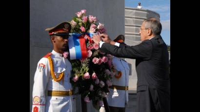 Rinde tributo canciller de Rusia a José Martí