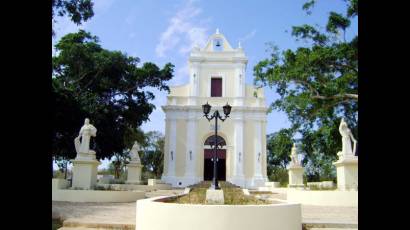 Remozada Ermita de Monserrate reabre como sala de conciertos