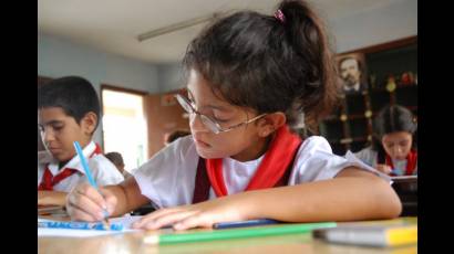 Dislexia y discalculia: un mal entre los escolares cubanos 