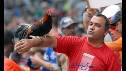 Suspendido por lluvia el tercer juego del play off entre Industriales y Sancti Spíritus