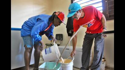 Trabajo voluntario por Cuba