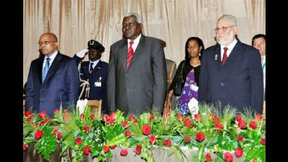 Vicepresidente cubano Esteban Lazo Hernández visita Namibia por el XX Aniversario de su independencia