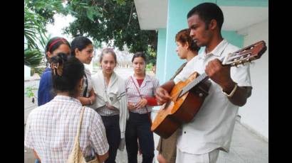 Culminan los debates de los jóvenes artistas 