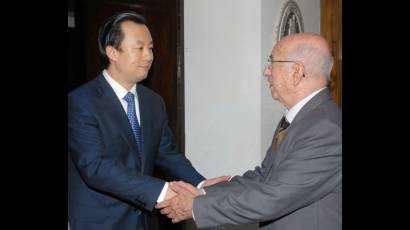 Lu Hao y Machado Ventura