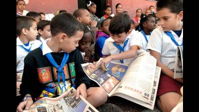 Estudiantes cubanos