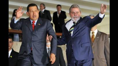 Veintidós acuerdos de cooperación firmaron Lula y Chávez