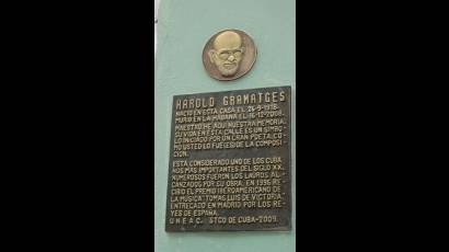 Develan tarja en la casa natal de Harold Gramatges