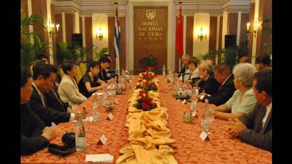 Constatan excelente estado de los nexos Cuba-China