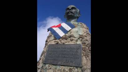 Busto de José Martí en la cima del pico Turquino, en la Sierra Maestra