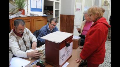 El progresista Frente Amplio obtuvo la victoria electoral en zonas claves de Uruguay