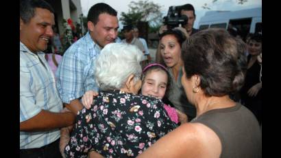 Rafael Izquierdo Portal  junto a su familia