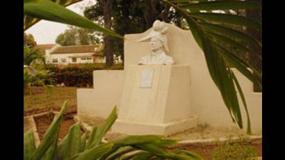 Busto del libertador haitiano Jean Jacques Dessalines