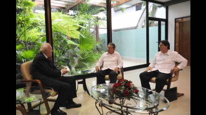 Se reúne Raúl con el Canciller español y el Arzobispo de La Habana